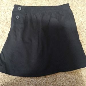 Navy blue kids skort.